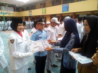 Penyerahan Piagam 